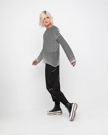 Ozai N Ku Magnitis Sweater, Stripes